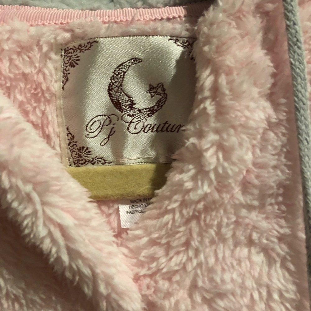 PJ Couture fluffy/warm pj’s pink/gray hoodie set